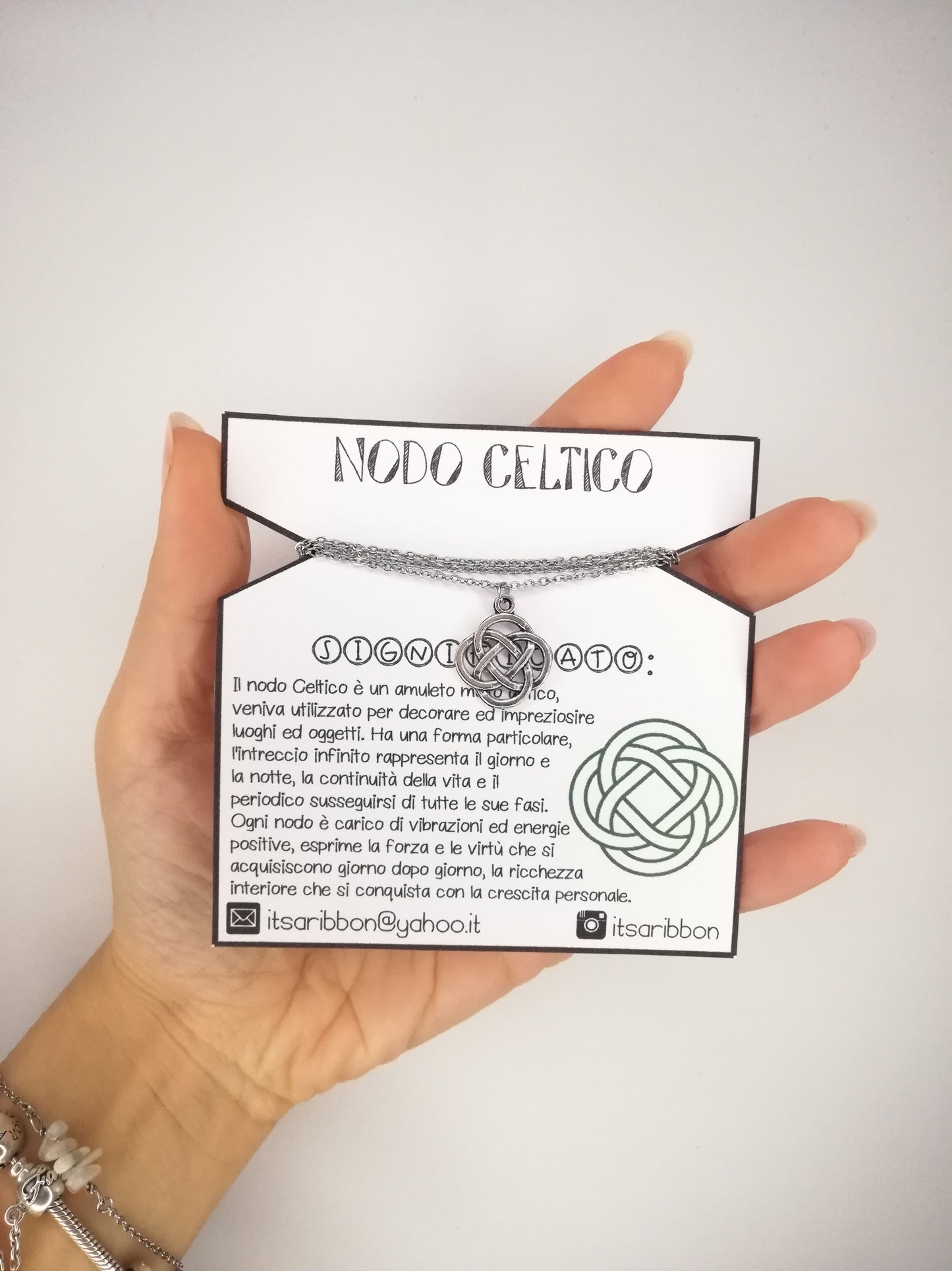 Collana con Nodo Celtico