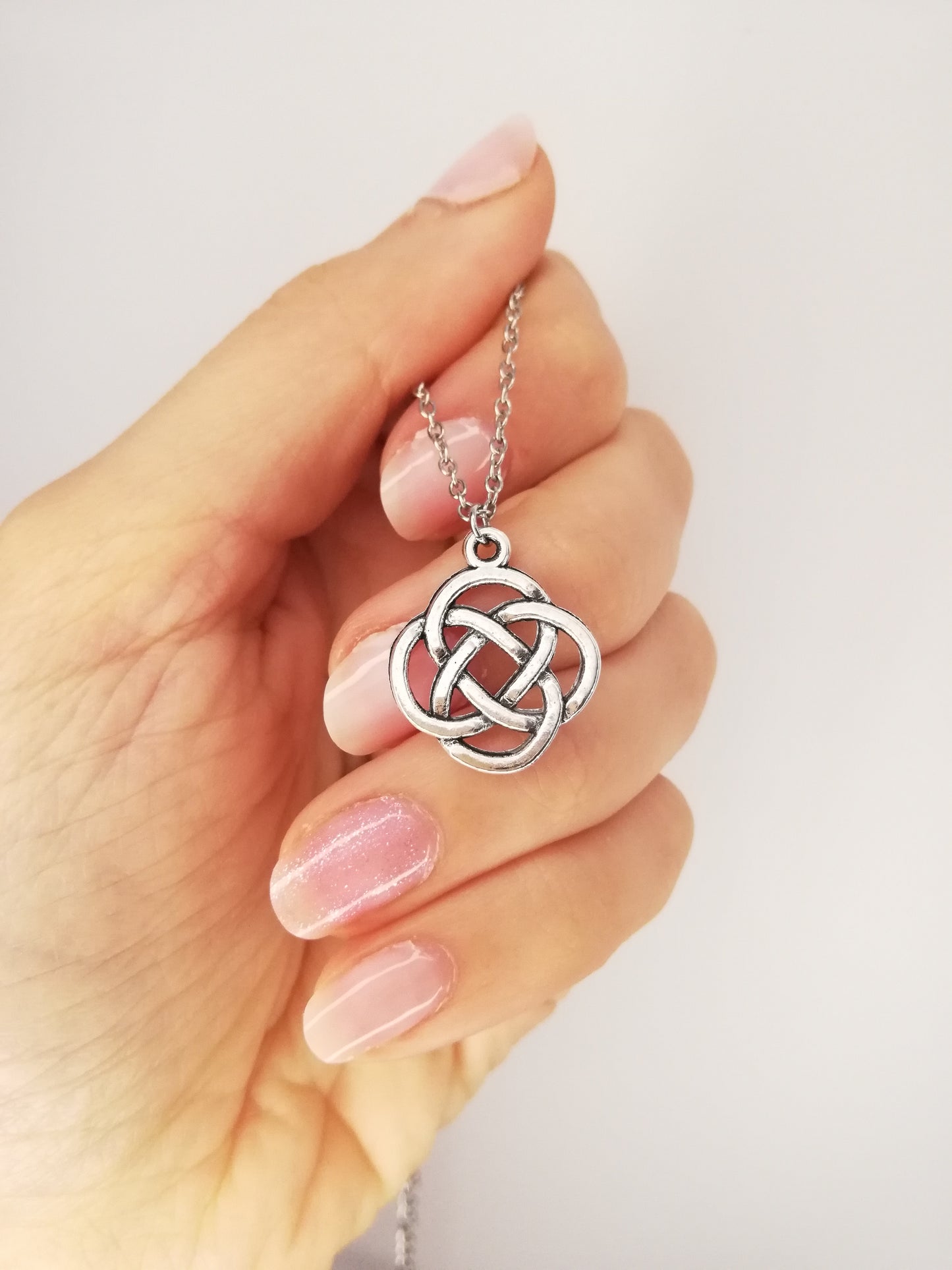 Collana con Nodo Celtico