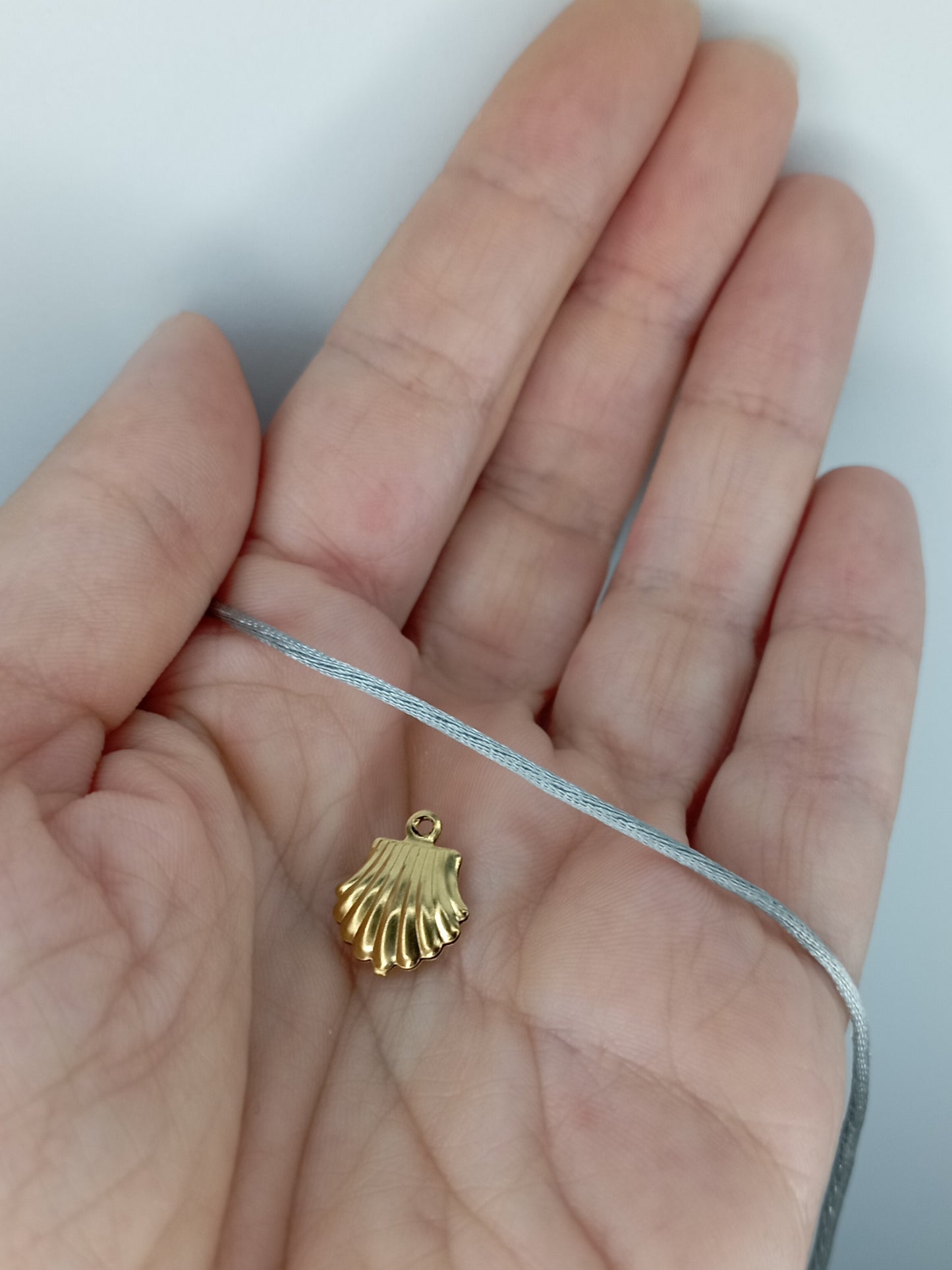 Collana Ariel con conchiglia π