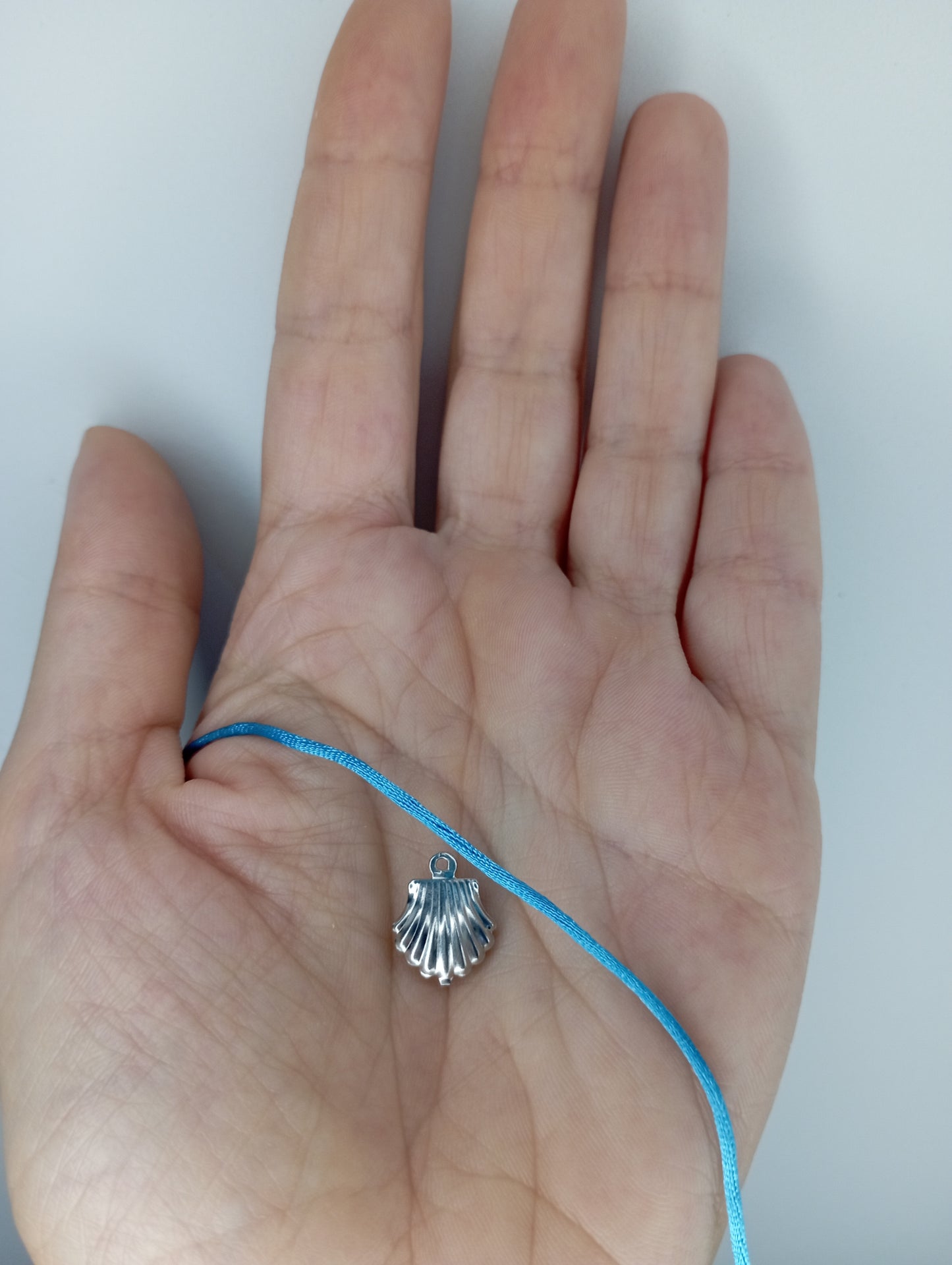 Collana Ariel con conchiglia π