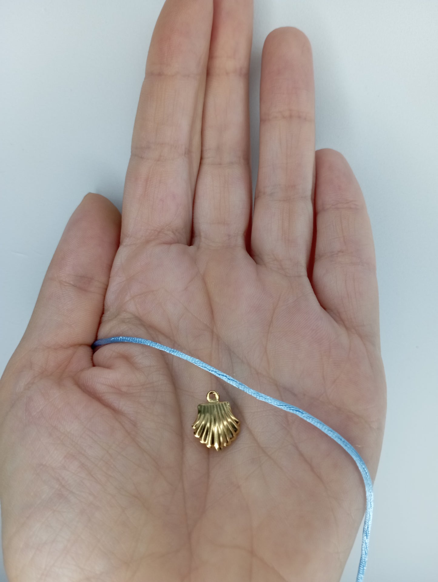 Collana Ariel con conchiglia π