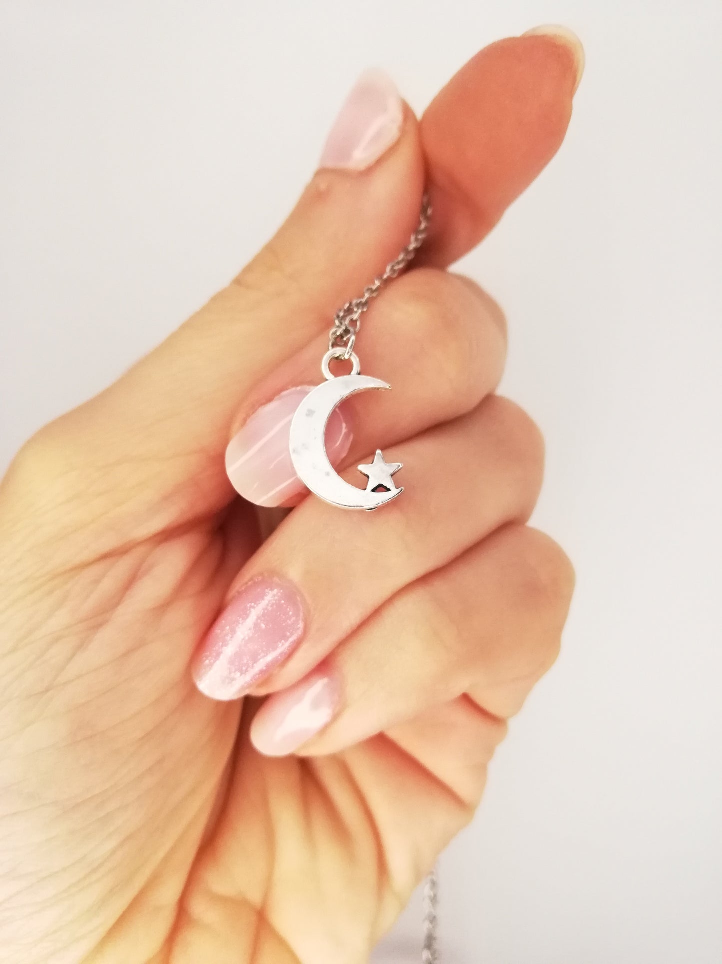 Collana con Luna, to the moon