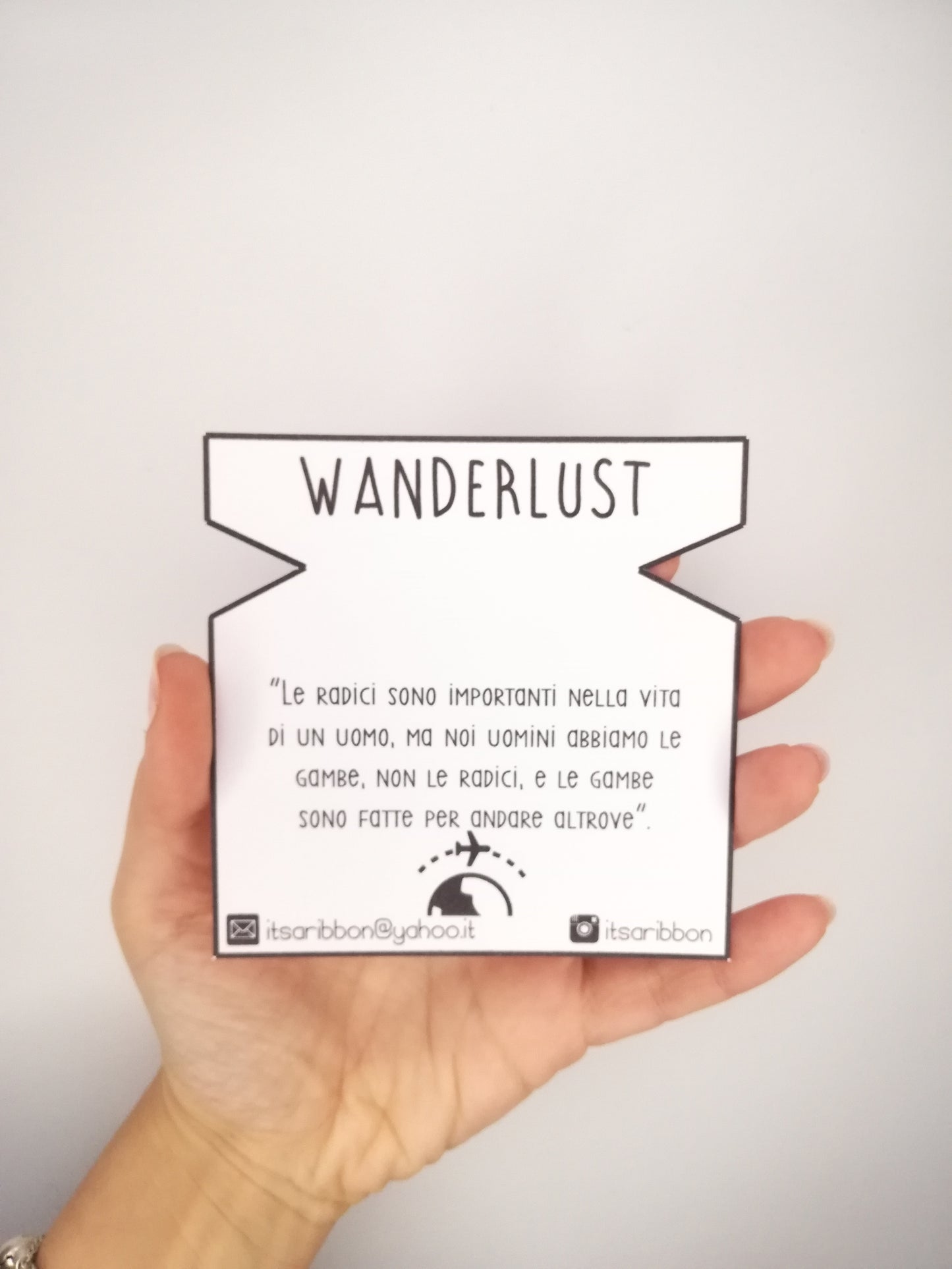 Collana con passaporto Wanderlust